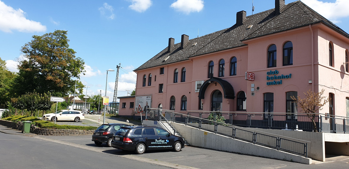 Der Bahnhof Unkel soll von der DB weiterhin halbstündig angefahren werden, fordert der Verbandsgemeinderat (Foto: Archiv)